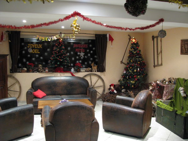 The dinning room in a Christmas ambiance